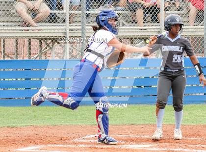 Thumbnail 3 in Carroll vs Veterans Memorial (UIL 5A Area Playoff) photogallery.