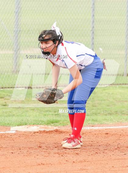 Thumbnail 1 in Carroll vs Veterans Memorial (UIL 5A Area Playoff) photogallery.