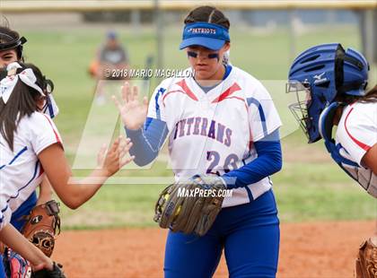 Thumbnail 2 in Carroll vs Veterans Memorial (UIL 5A Area Playoff) photogallery.