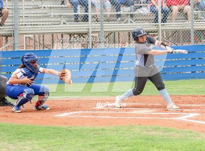 Thumbnail 1 in Carroll vs Veterans Memorial (UIL 5A Area Playoff) photogallery.