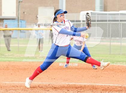 Thumbnail 1 in Carroll vs Veterans Memorial (UIL 5A Area Playoff) photogallery.