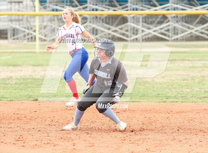 Thumbnail 3 in Carroll vs Veterans Memorial (UIL 5A Area Playoff) photogallery.