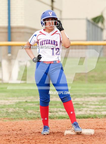 Thumbnail 3 in Carroll vs Veterans Memorial (UIL 5A Area Playoff) photogallery.