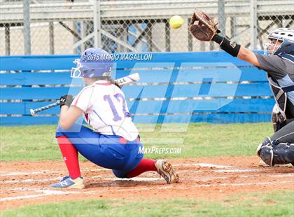 Thumbnail 2 in Carroll vs Veterans Memorial (UIL 5A Area Playoff) photogallery.