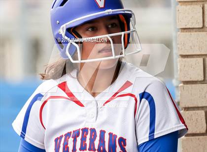 Thumbnail 2 in Carroll vs Veterans Memorial (UIL 5A Area Playoff) photogallery.
