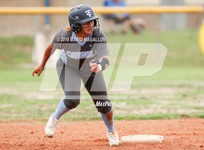 Thumbnail 3 in Carroll vs Veterans Memorial (UIL 5A Area Playoff) photogallery.