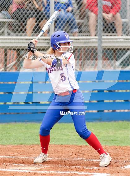 Thumbnail 1 in Carroll vs Veterans Memorial (UIL 5A Area Playoff) photogallery.