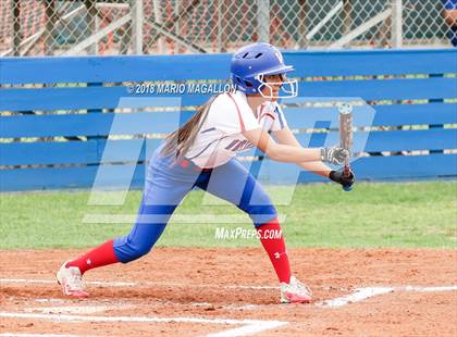 Thumbnail 1 in Carroll vs Veterans Memorial (UIL 5A Area Playoff) photogallery.