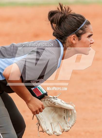Thumbnail 3 in Carroll vs Veterans Memorial (UIL 5A Area Playoff) photogallery.