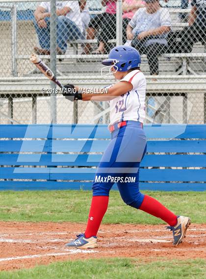 Thumbnail 1 in Carroll vs Veterans Memorial (UIL 5A Area Playoff) photogallery.
