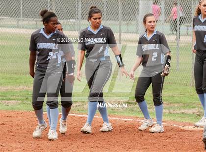 Thumbnail 1 in Carroll vs Veterans Memorial (UIL 5A Area Playoff) photogallery.