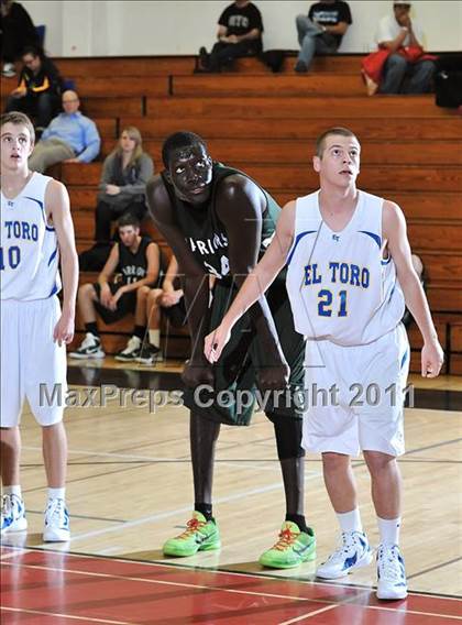 Thumbnail 3 in Brethren Christian vs. El Toro (Godinez Invitational) photogallery.