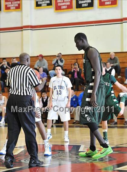 Thumbnail 2 in Brethren Christian vs. El Toro (Godinez Invitational) photogallery.