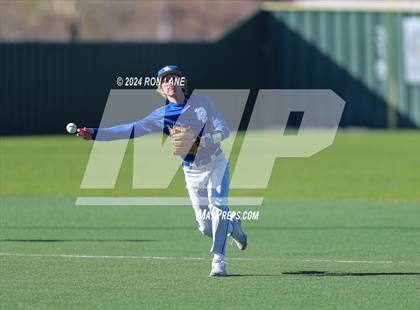 Thumbnail 3 in Deer Creek @ Mustang photogallery.