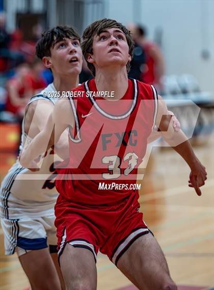 Thumbnail 2 in JV: Fox Chapel @ Shaler Area photogallery.