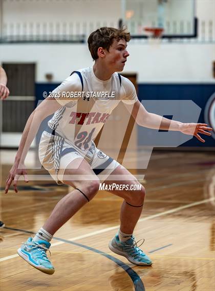 Thumbnail 3 in JV: Fox Chapel @ Shaler Area photogallery.