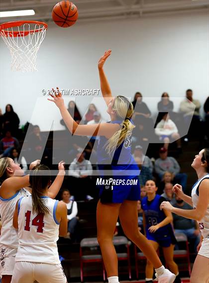 Thumbnail 1 in Greensburg @ Jac-Cen-Del photogallery.