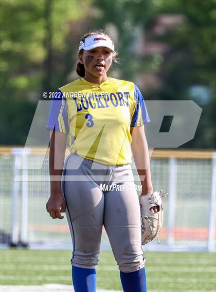 Thumbnail 2 in Lockport @ Williamsville East  (Section VI Class A-1 quarterfinals) photogallery.