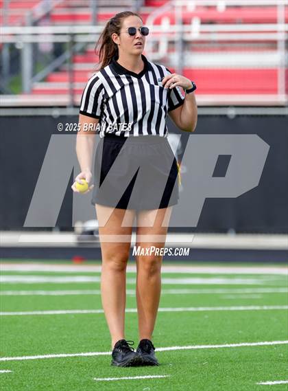 Thumbnail 3 in Carrollton vs North Gwinnett (GHSA Division 3 Round 2) photogallery.