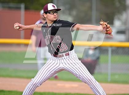 Thumbnail 3 in Sheehan @ North Haven photogallery.