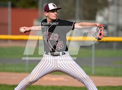 Thumbnail 1 in Sheehan @ North Haven photogallery.