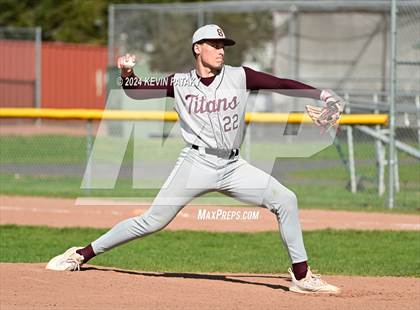 Thumbnail 3 in Sheehan @ North Haven photogallery.