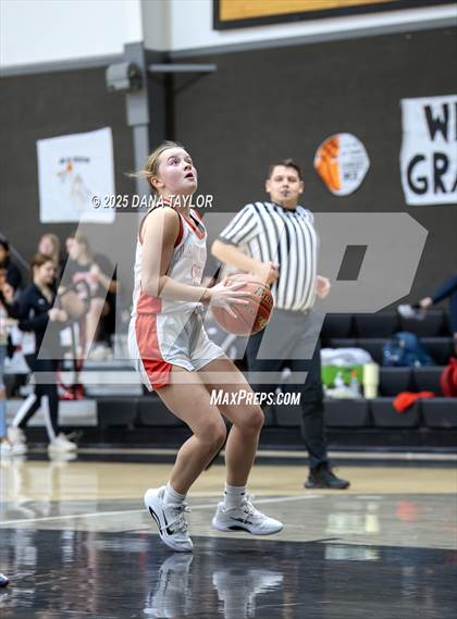 Thumbnail 2 in Olney vs Sam Rayburn (Jackrabbit Jam 2025) photogallery.