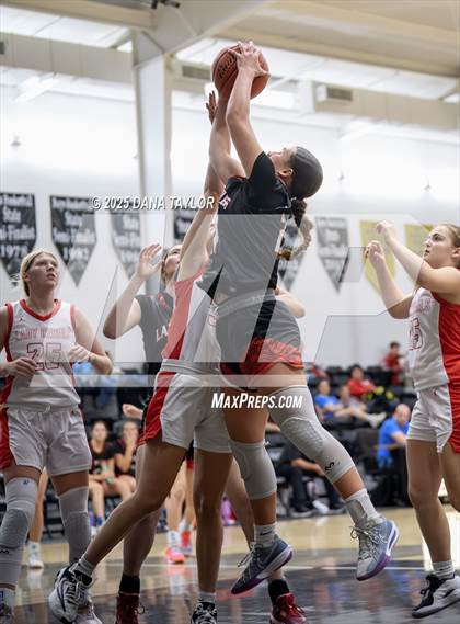 Thumbnail 3 in Olney vs Sam Rayburn (Jackrabbit Jam 2025) photogallery.