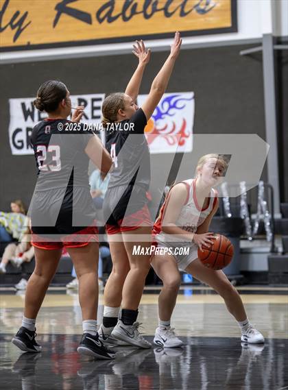 Thumbnail 3 in Olney vs Sam Rayburn (Jackrabbit Jam 2025) photogallery.