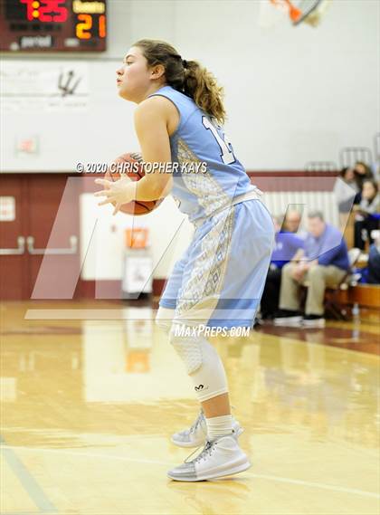 Thumbnail 1 in Nashville vs. Pinckneyville (IHSA 2A Regional Championship) photogallery.