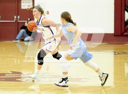 Thumbnail 2 in Nashville vs. Pinckneyville (IHSA 2A Regional Championship) photogallery.