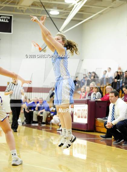 Thumbnail 2 in Nashville vs. Pinckneyville (IHSA 2A Regional Championship) photogallery.