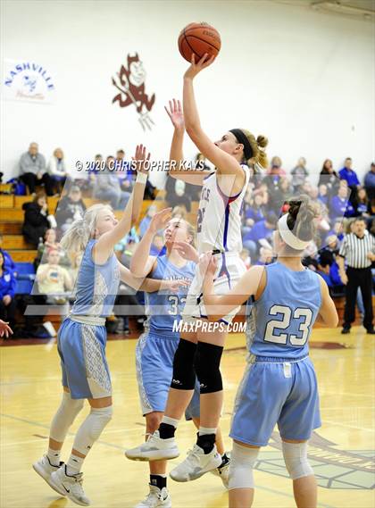 Thumbnail 3 in Nashville vs. Pinckneyville (IHSA 2A Regional Championship) photogallery.
