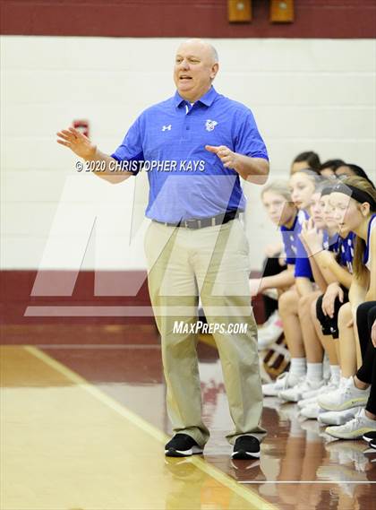 Thumbnail 2 in Nashville vs. Pinckneyville (IHSA 2A Regional Championship) photogallery.