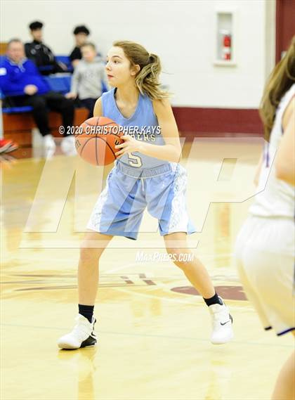 Thumbnail 1 in Nashville vs. Pinckneyville (IHSA 2A Regional Championship) photogallery.