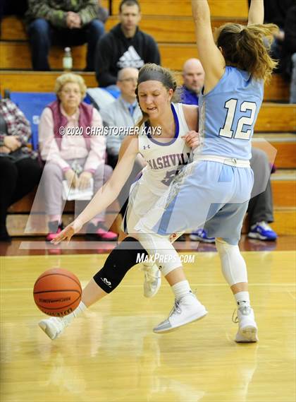 Thumbnail 2 in Nashville vs. Pinckneyville (IHSA 2A Regional Championship) photogallery.