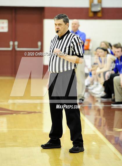 Thumbnail 3 in Nashville vs. Pinckneyville (IHSA 2A Regional Championship) photogallery.