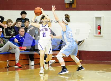 Thumbnail 2 in Nashville vs. Pinckneyville (IHSA 2A Regional Championship) photogallery.