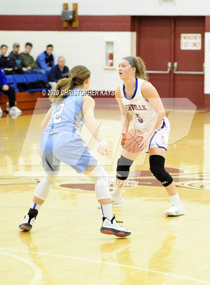 Thumbnail 3 in Nashville vs. Pinckneyville (IHSA 2A Regional Championship) photogallery.