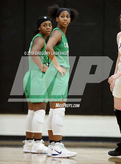 Thumbnail 3 in Carroll vs Fossil Ridge photogallery.