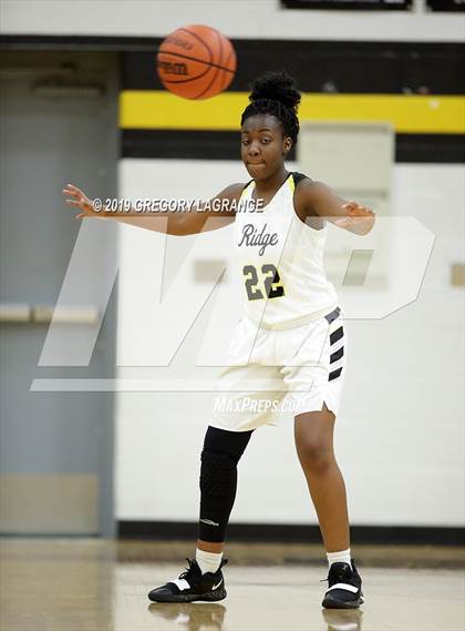 Thumbnail 1 in Carroll vs Fossil Ridge photogallery.