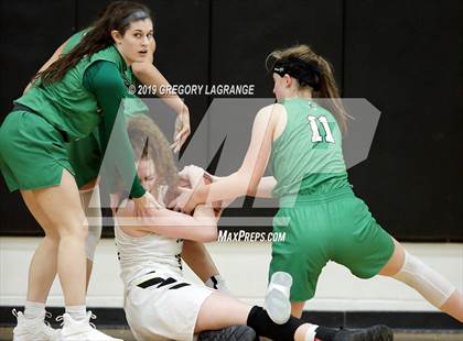 Thumbnail 3 in Carroll vs Fossil Ridge photogallery.