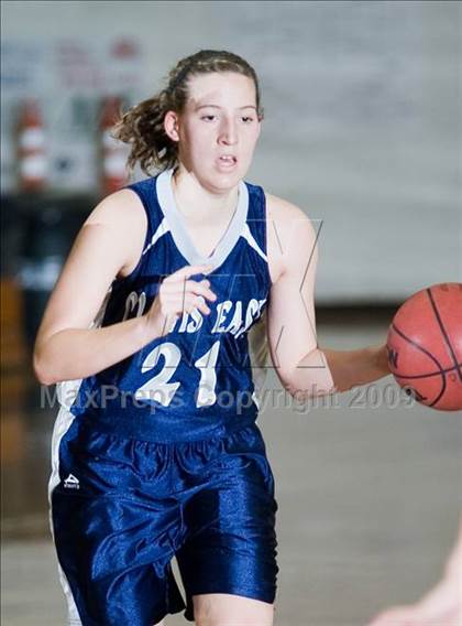 Thumbnail 3 in Edison vs. Clovis East photogallery.