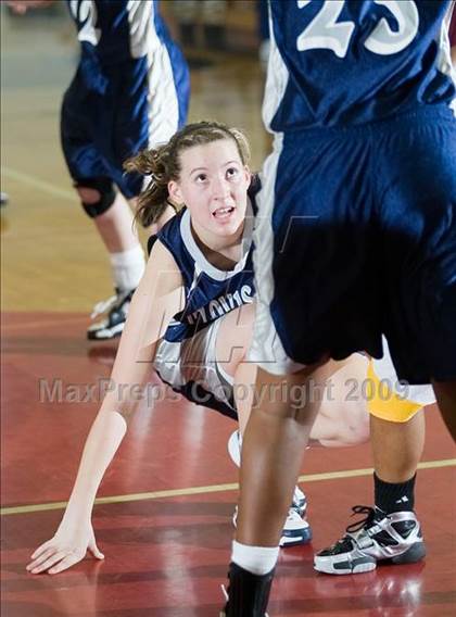 Thumbnail 1 in Edison vs. Clovis East photogallery.