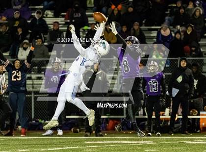 Thumbnail 2 in Prospect vs Rolling Meadows (IHSA 7A Second Round Playoff) photogallery.