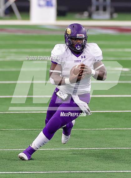 Thumbnail 2 in Post vs. Shiner (UIL 2A Division 1 State Final) photogallery.
