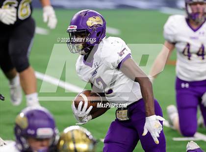 Thumbnail 2 in Post vs. Shiner (UIL 2A Division 1 State Final) photogallery.