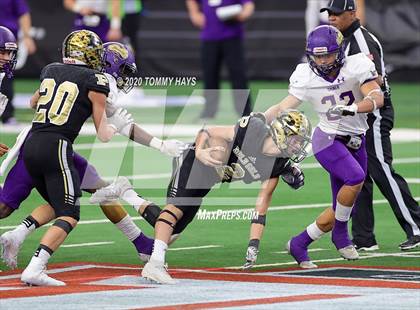 Thumbnail 2 in Post vs. Shiner (UIL 2A Division 1 State Final) photogallery.