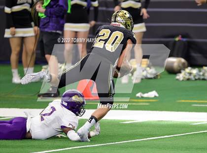 Thumbnail 2 in Post vs. Shiner (UIL 2A Division 1 State Final) photogallery.
