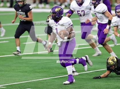 Thumbnail 1 in Post vs. Shiner (UIL 2A Division 1 State Final) photogallery.